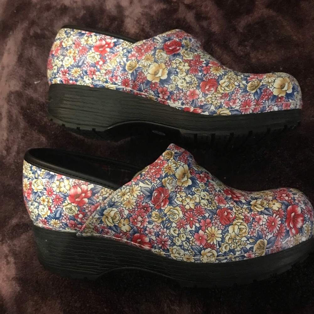 Skechers work slip resistant shoe